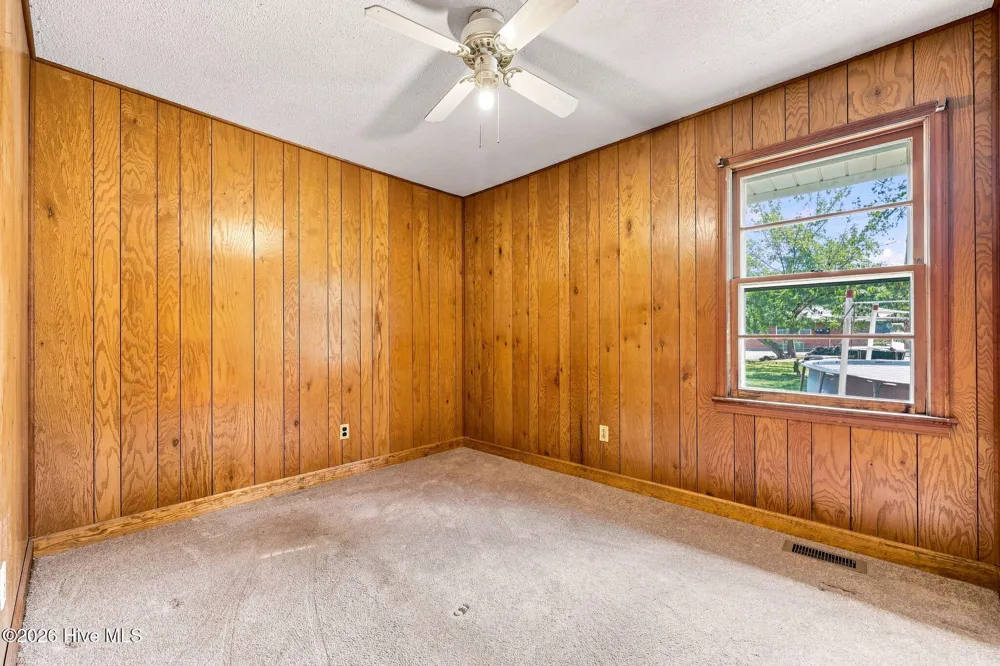 1326 Roosevelt Avenue Plymouth, NC 27962