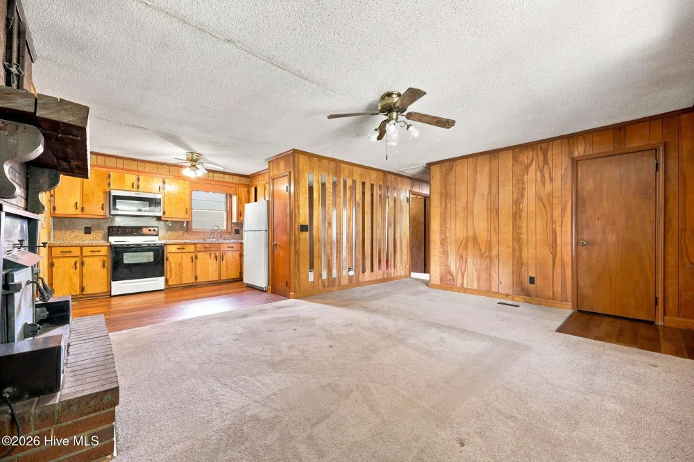 1326 Roosevelt Avenue Plymouth, NC 27962