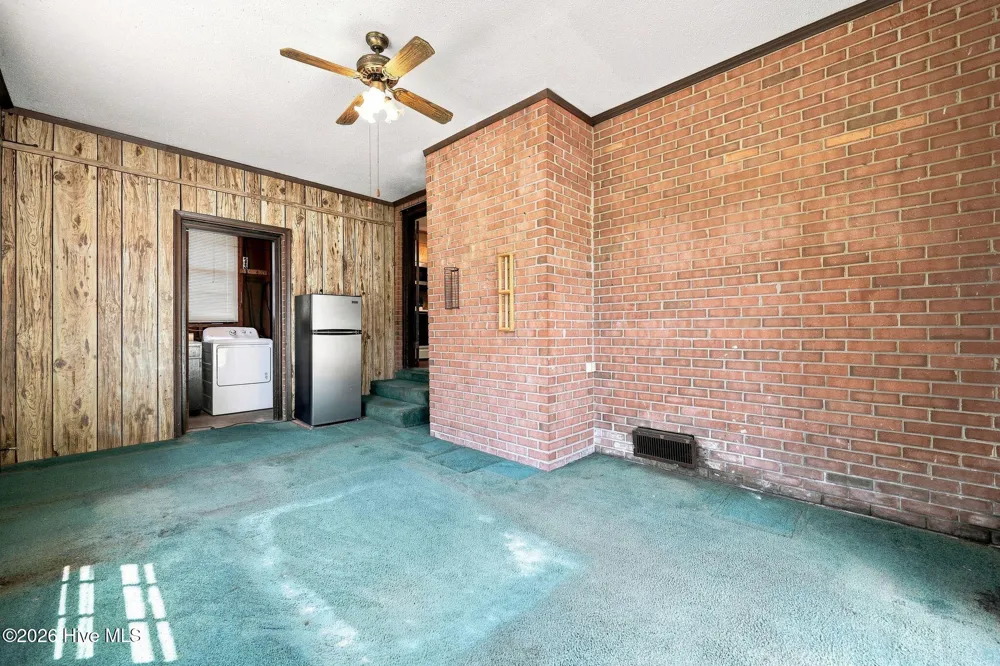 1326 Roosevelt Avenue Plymouth, NC 27962