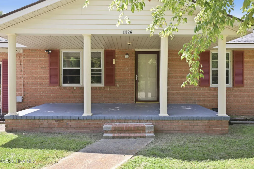 1326 Roosevelt Avenue Plymouth, NC 27962