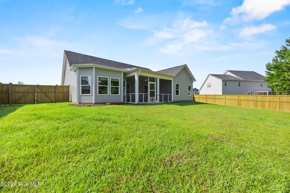 839 Tuscarora Trail Jacksonville, NC 28546