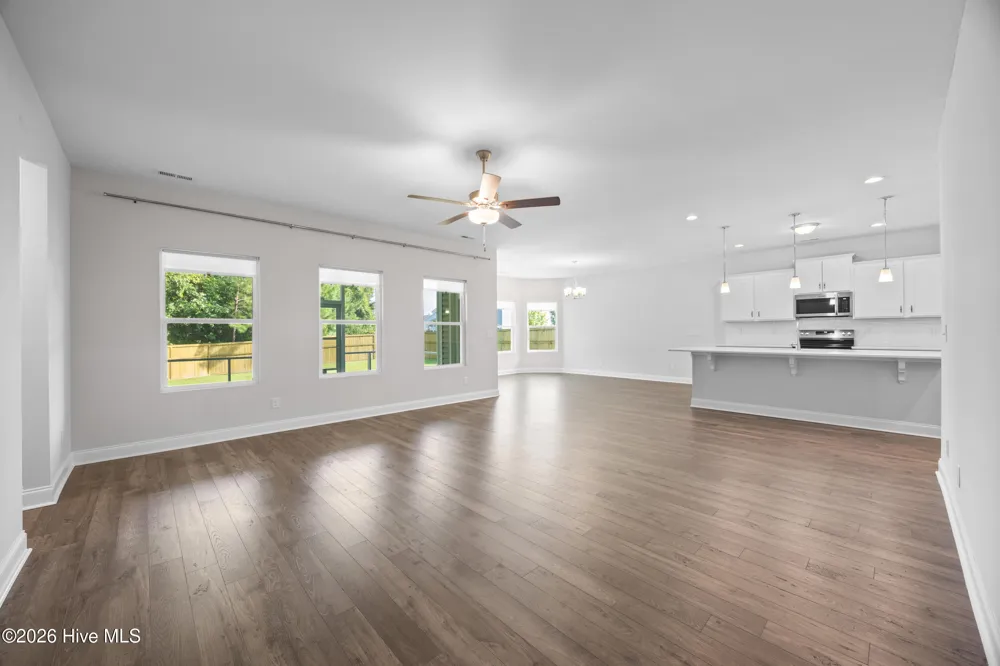 839 Tuscarora Trail Jacksonville, NC 28546