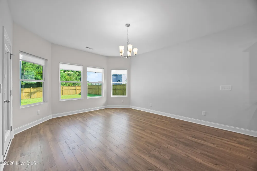 839 Tuscarora Trail Jacksonville, NC 28546