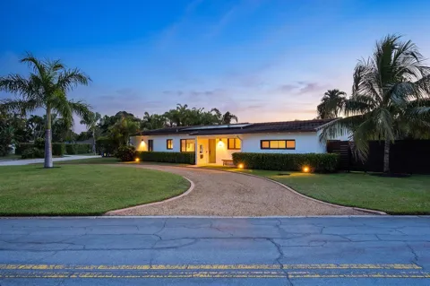 310 Orange Way
