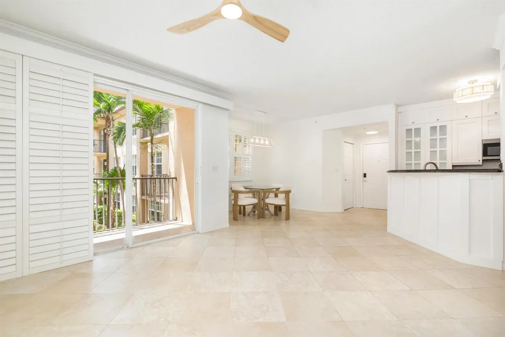 1805 FLAGLER DRIVE #206 West Palm Beach, FL 33407