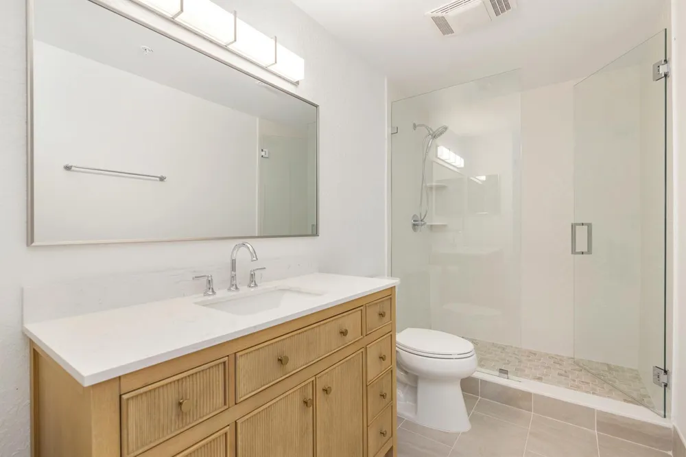 1805 FLAGLER DRIVE #206 West Palm Beach, FL 33407