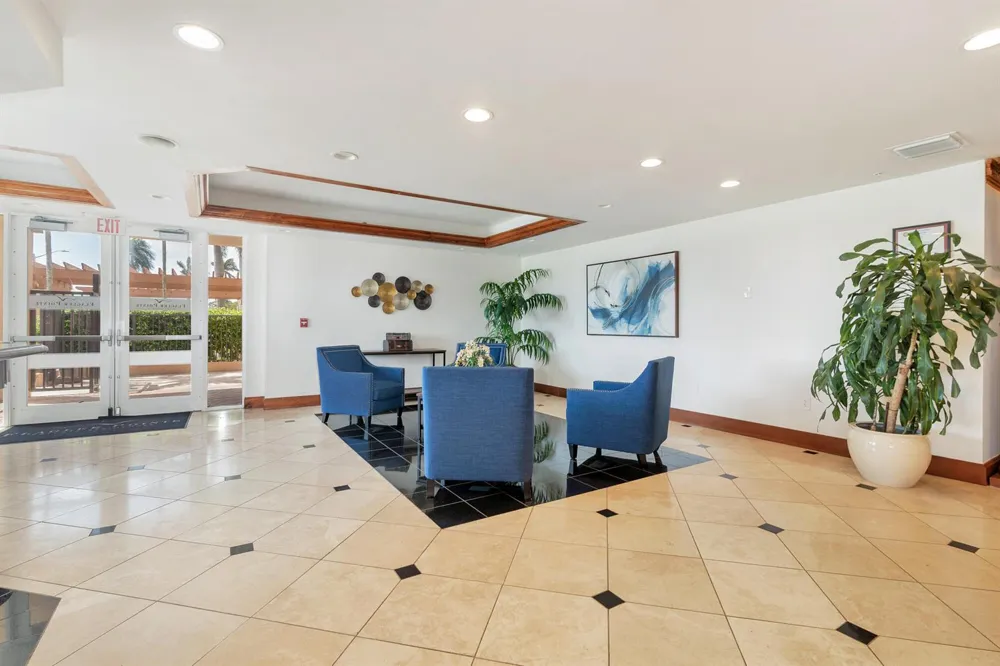 1805 FLAGLER DRIVE #206 West Palm Beach, FL 33407