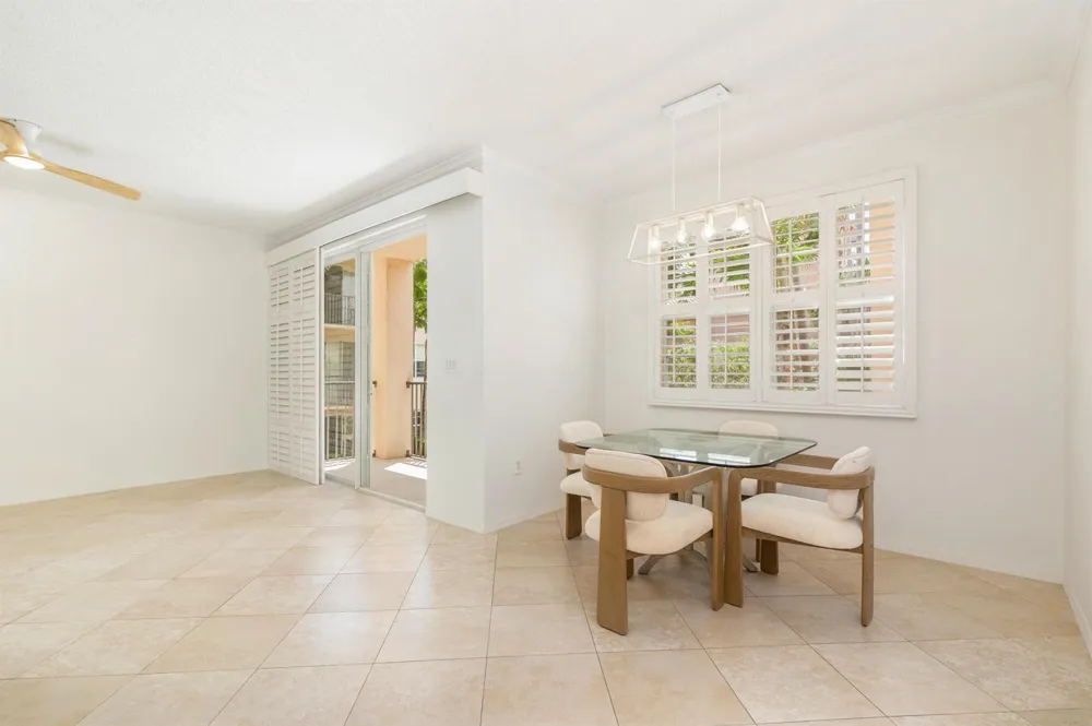 1805 FLAGLER DRIVE #206 West Palm Beach, FL 33407