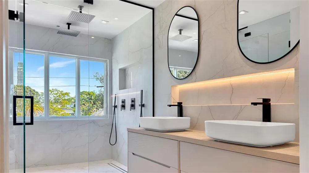 729 NE 17th Terrace Fort Lauderdale, FL 33304
