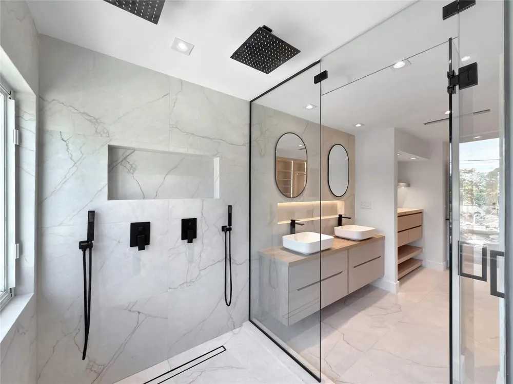 729 NE 17th Terrace Fort Lauderdale, FL 33304
