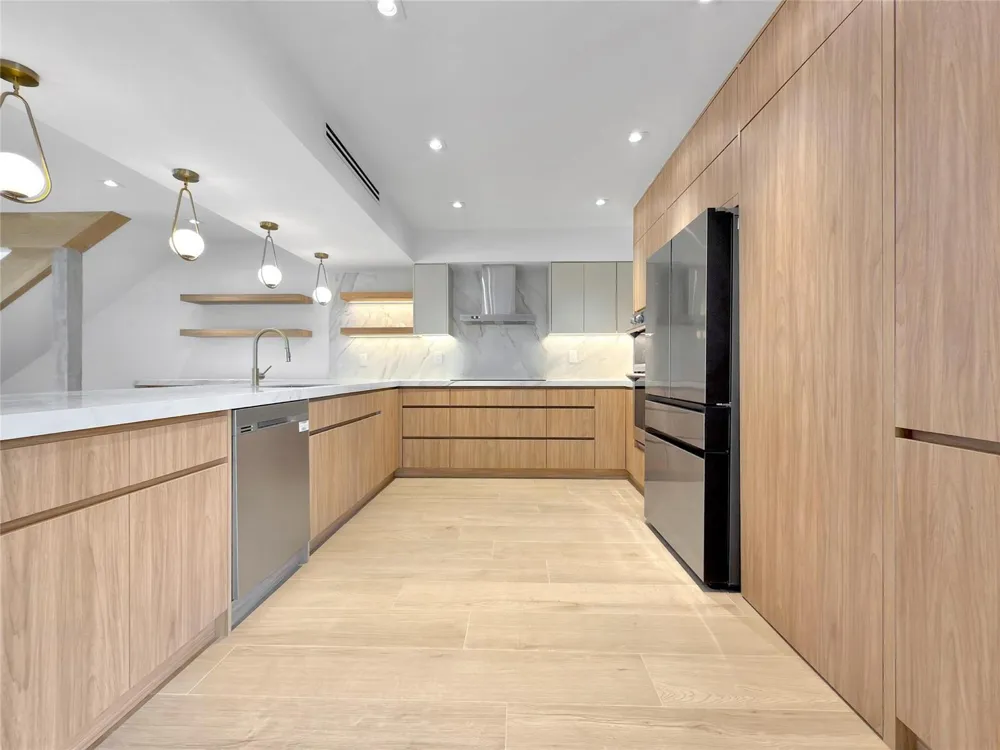729 NE 17th Terrace Fort Lauderdale, FL 33304