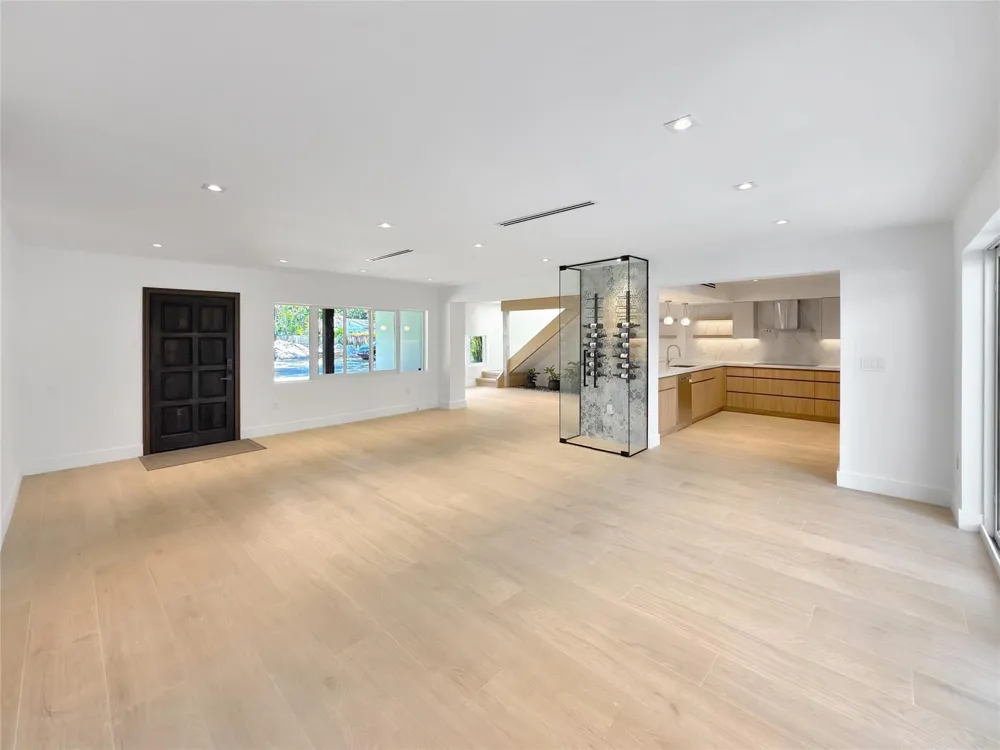 729 NE 17th Terrace Fort Lauderdale, FL 33304