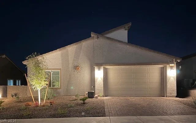 384 Aravalli Crest Street Henderson, NV 89015