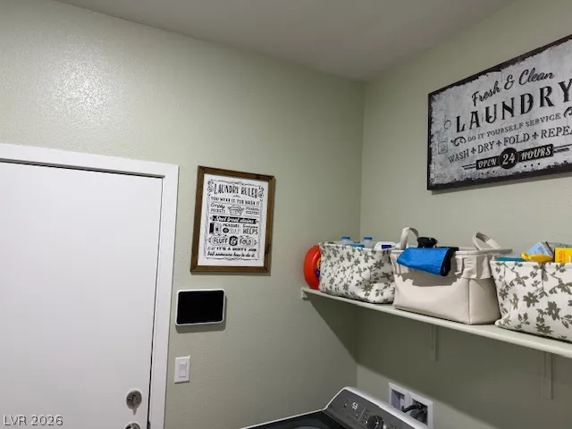 384 Aravalli Crest Street Henderson, NV 89015