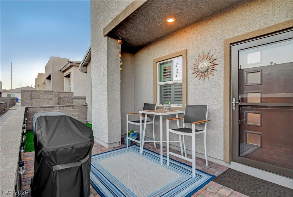 384 Aravalli Crest Street Henderson, NV 89015