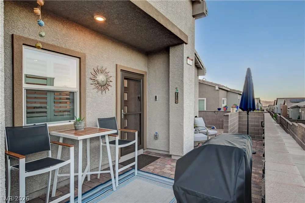 384 Aravalli Crest Street Henderson, NV 89015