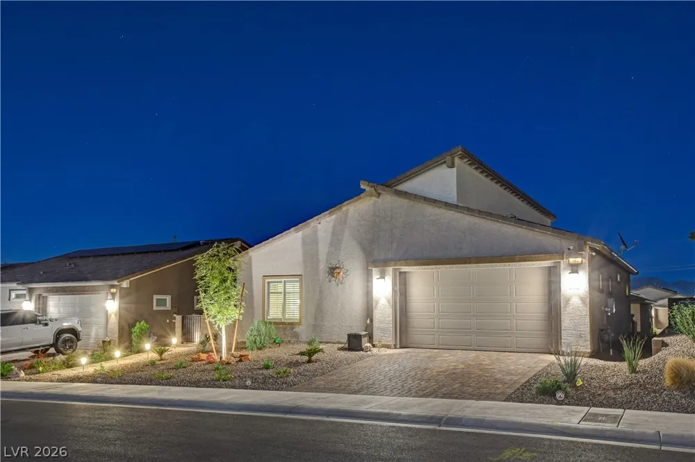 384 Aravalli Crest Street Henderson, NV 89015