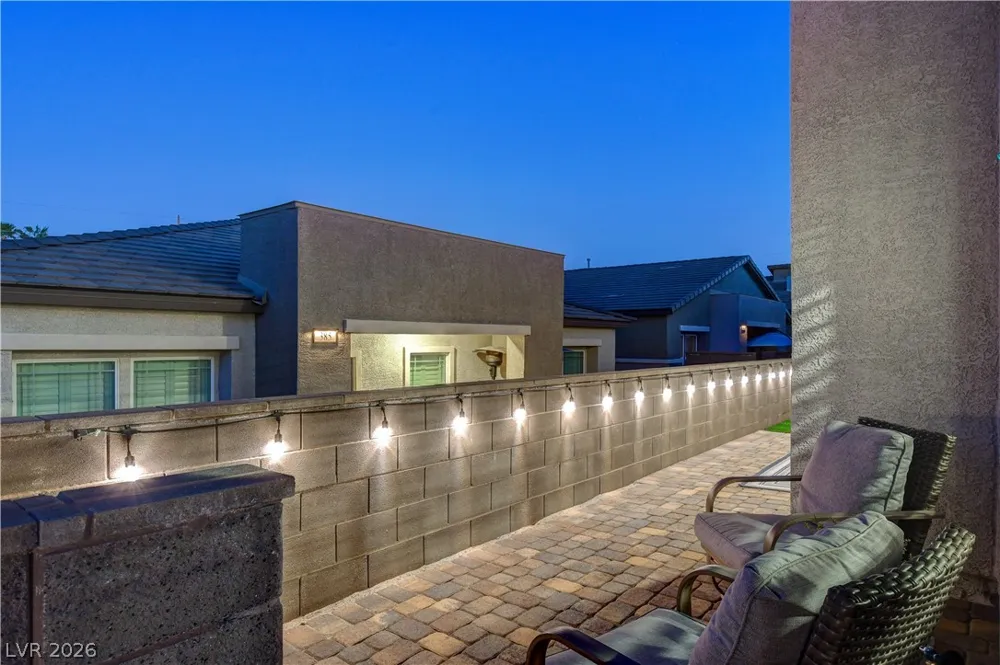 384 Aravalli Crest Street Henderson, NV 89015