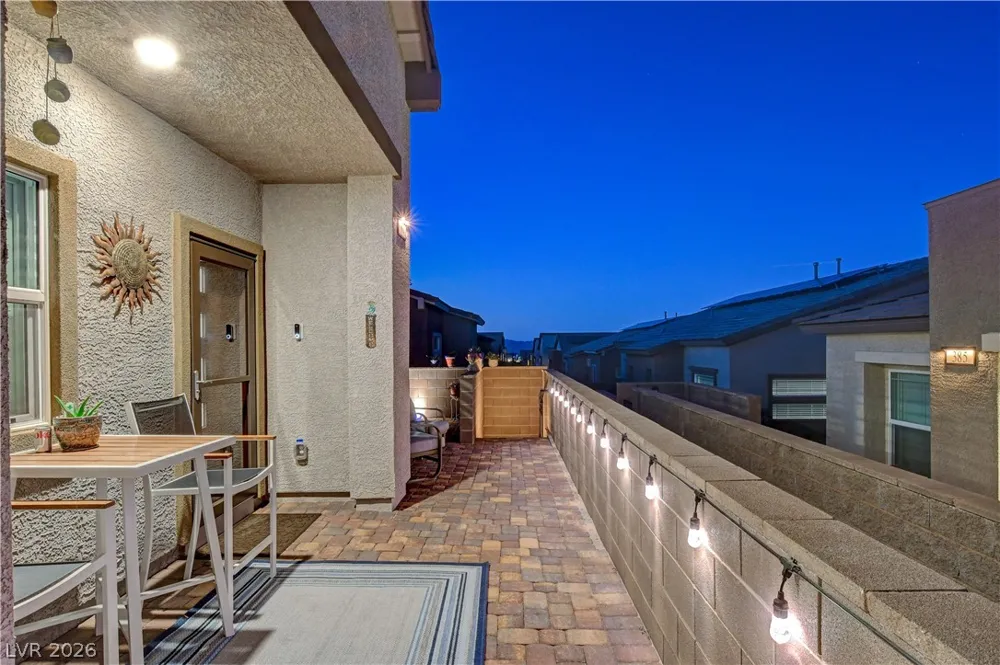 384 Aravalli Crest Street Henderson, NV 89015