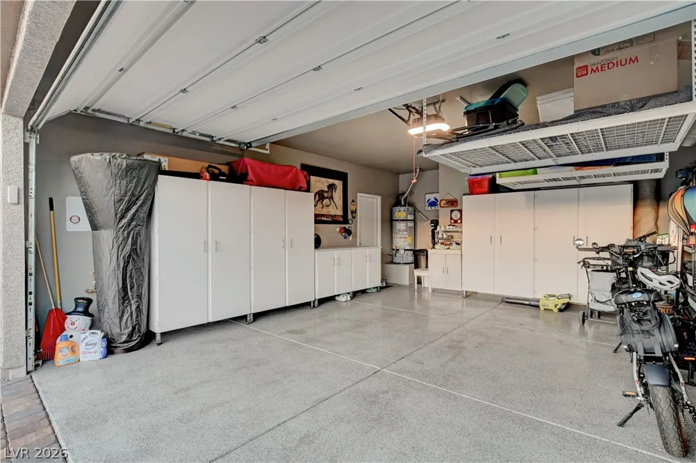 384 Aravalli Crest Street Henderson, NV 89015