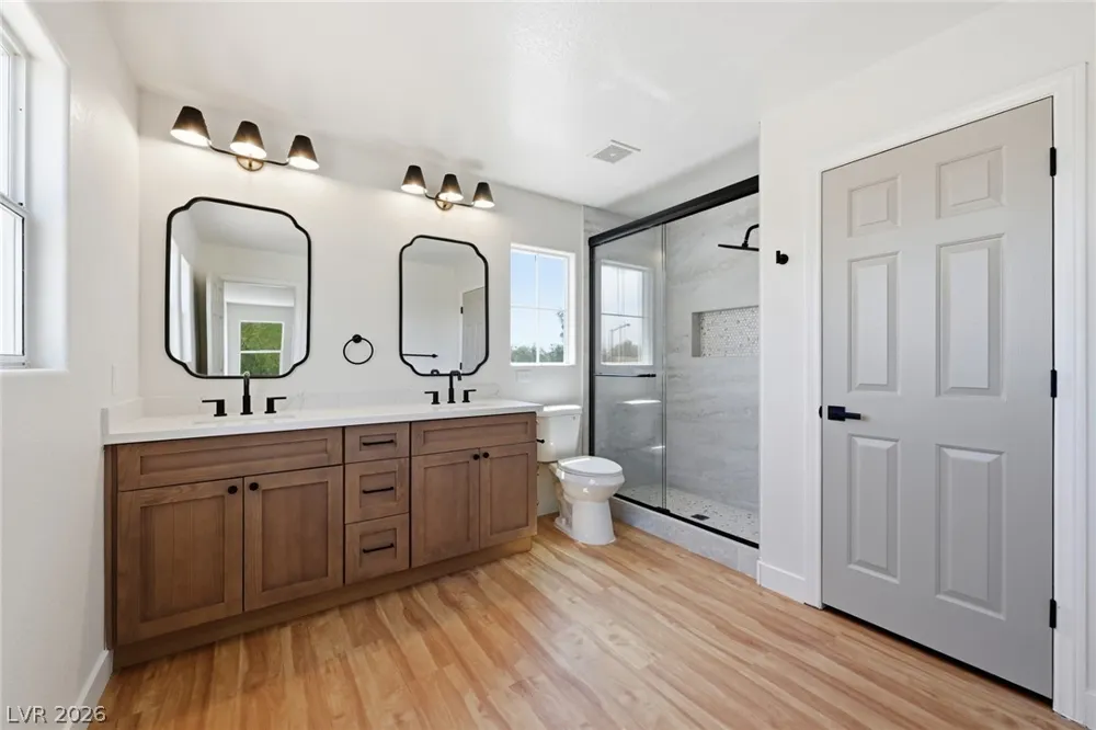5044 Wild Buffalo Avenue Las Vegas, NV 89131