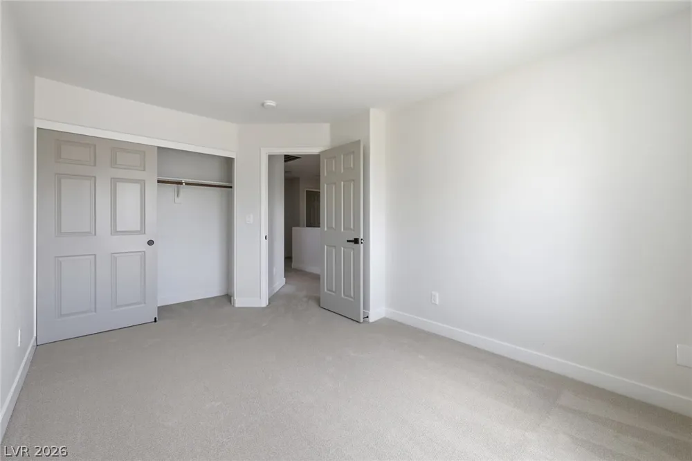 5044 Wild Buffalo Avenue Las Vegas, NV 89131