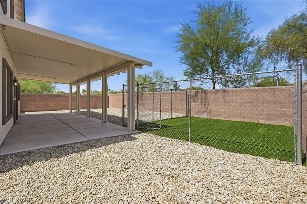 5044 Wild Buffalo Avenue Las Vegas, NV 89131