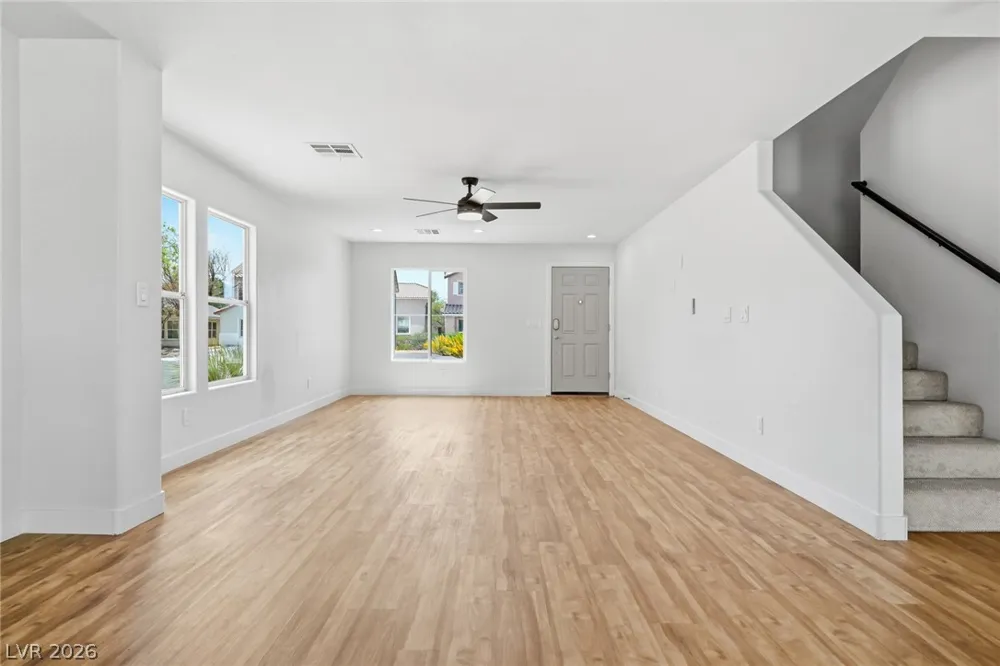5044 Wild Buffalo Avenue Las Vegas, NV 89131