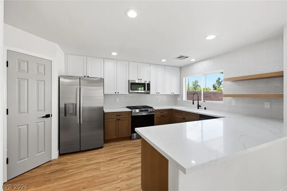 5044 Wild Buffalo Avenue Las Vegas, NV 89131