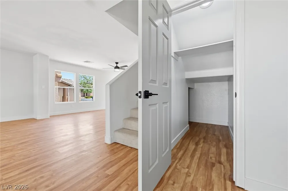 5044 Wild Buffalo Avenue Las Vegas, NV 89131