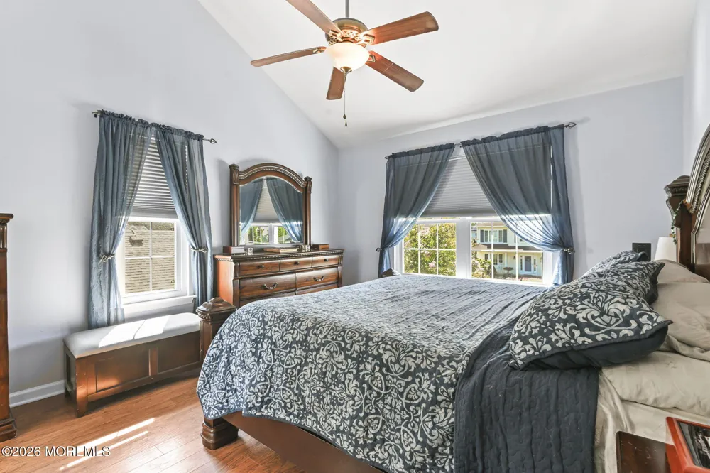 52 Diamond Lane Howell, NJ 07731