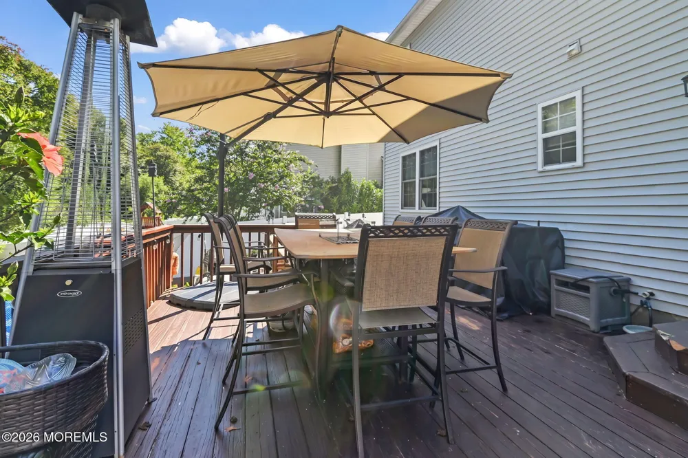 52 Diamond Lane Howell, NJ 07731