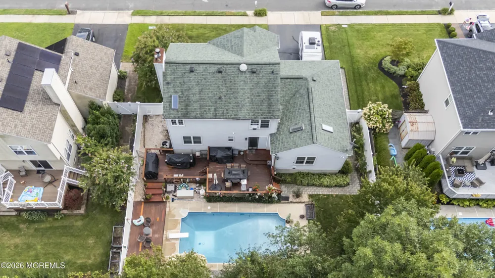 52 Diamond Lane Howell, NJ 07731
