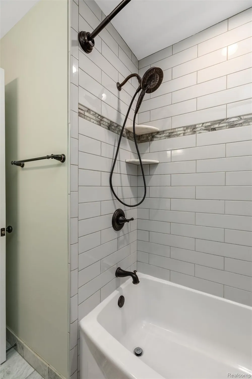 4915 Walnut Lake Road West Bloomfield Charter Township, MI 48323