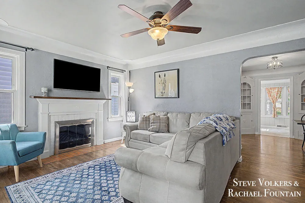 2143 Houseman Avenue NE Grand Rapids City, MI 49505