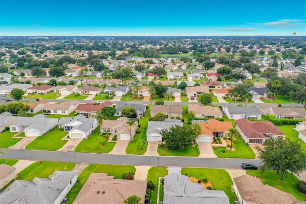 2177 BROXTON PL The Villages, FL 32162