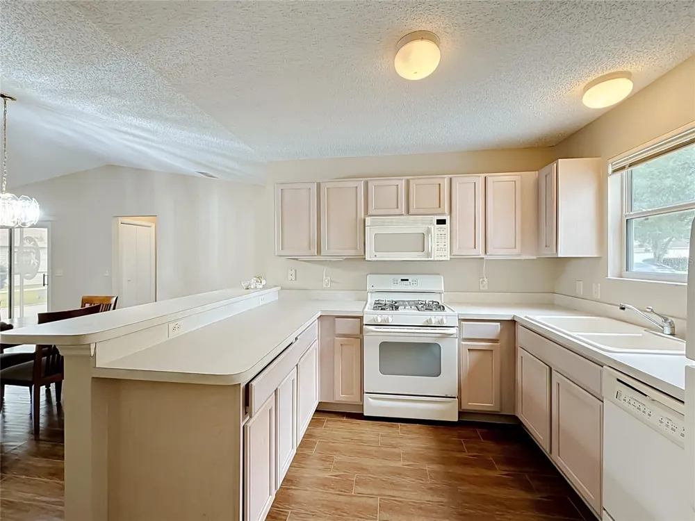 2177 BROXTON PL The Villages, FL 32162
