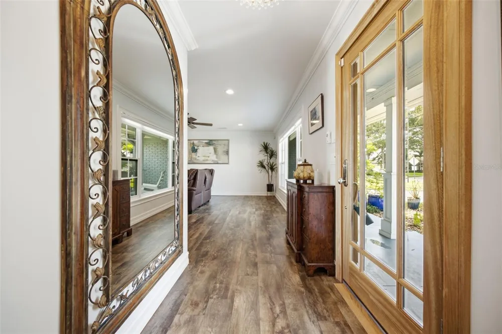 10715 CARROLLWOOD DRIVE Tampa, FL 33618