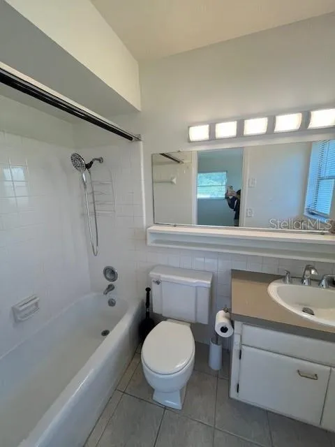 1630 PICARDY CIRCLE Clearwater, FL 33755
