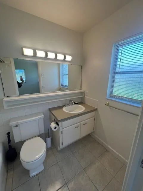 1630 PICARDY CIRCLE Clearwater, FL 33755