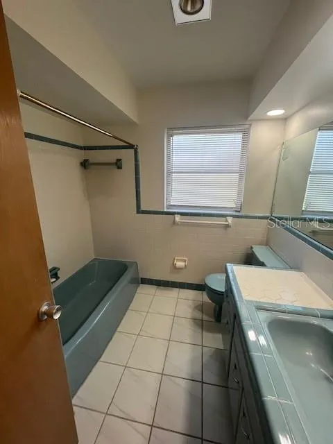 1630 PICARDY CIRCLE Clearwater, FL 33755