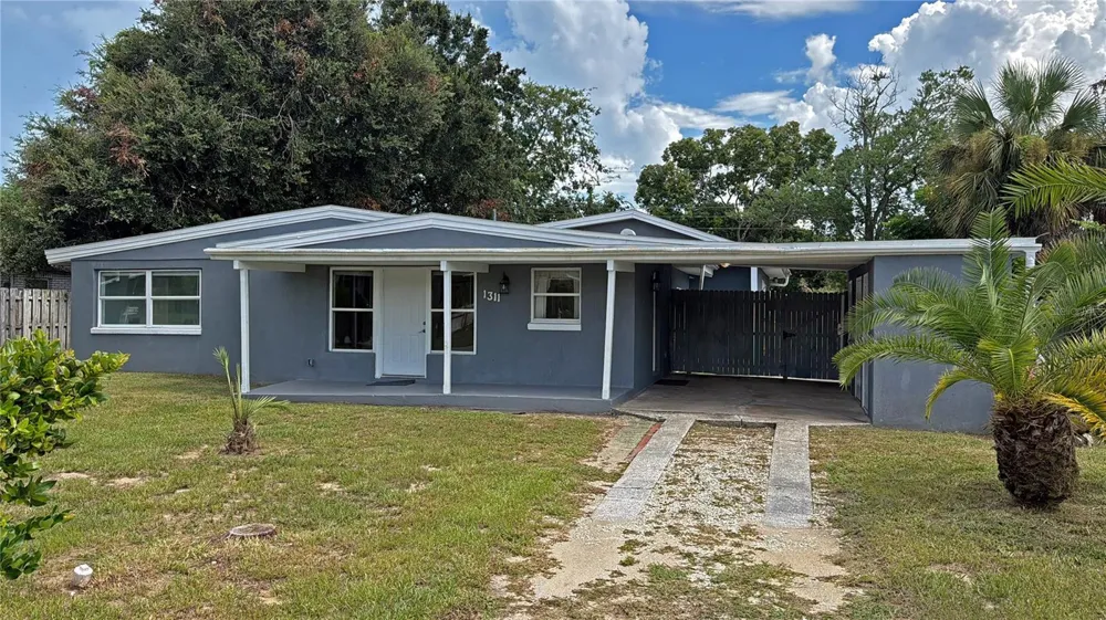 1311 HILLCREST DRIVE Daytona Beach, FL 32114