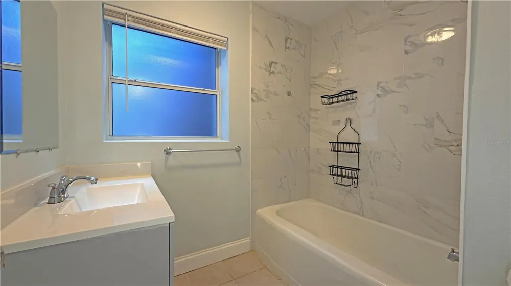 1311 HILLCREST DRIVE Daytona Beach, FL 32114