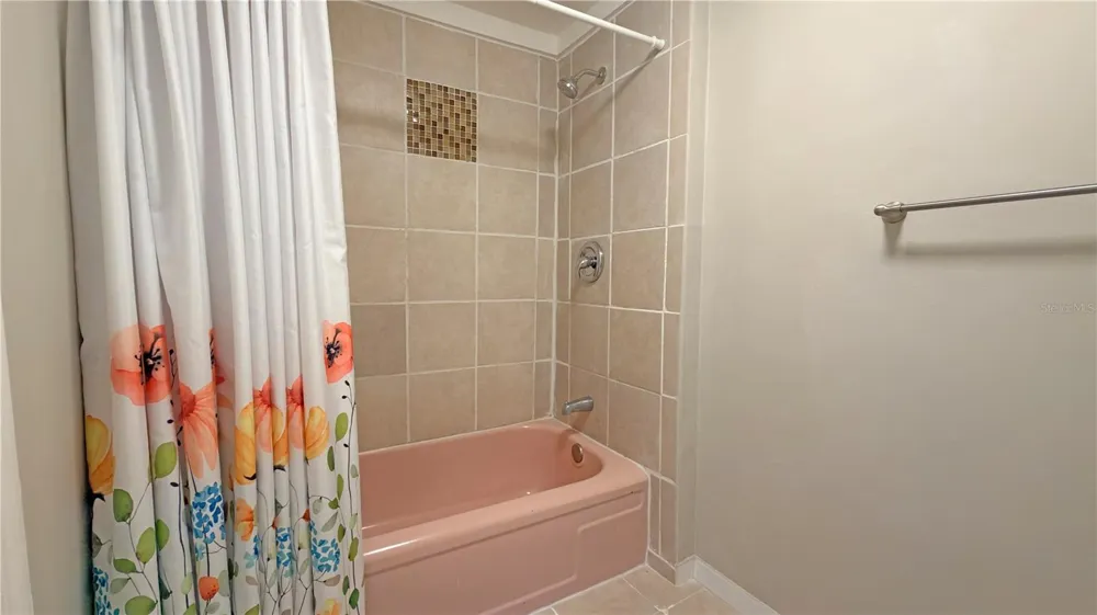 1311 HILLCREST DRIVE Daytona Beach, FL 32114