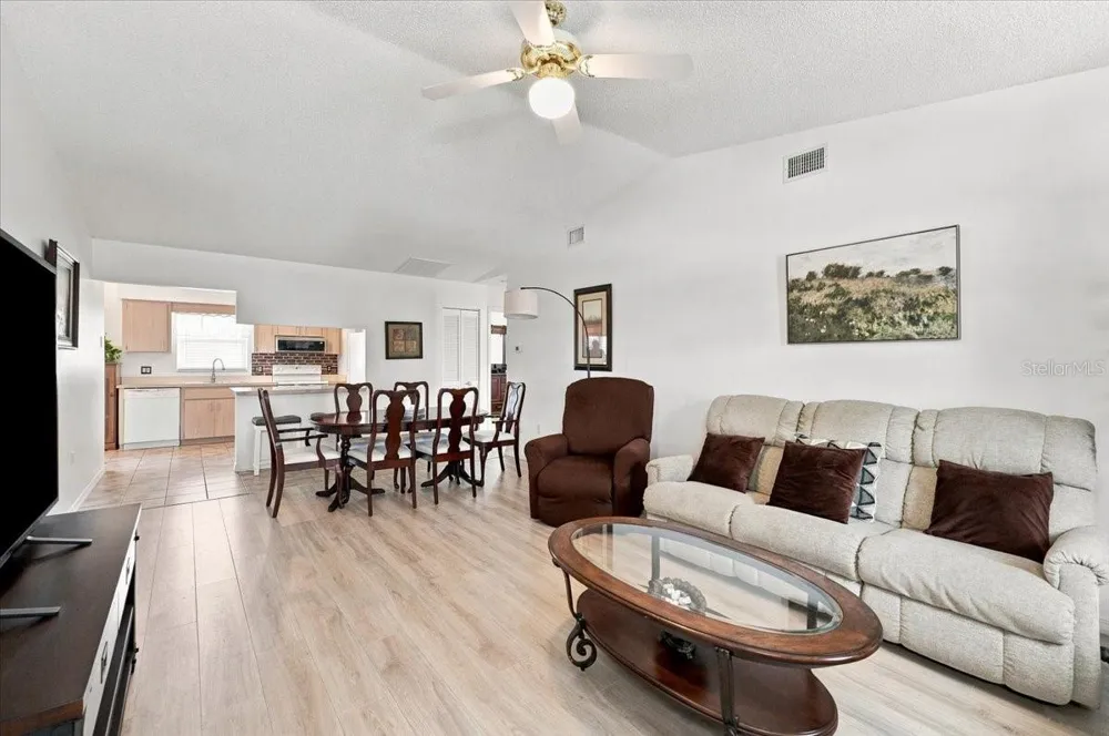 1837 PRAIRIE DUNES CIRCLE S Lakeland, FL 33810