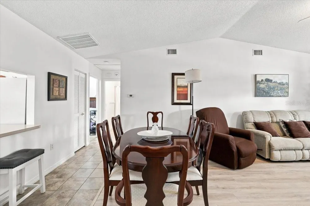 1837 PRAIRIE DUNES CIRCLE S Lakeland, FL 33810