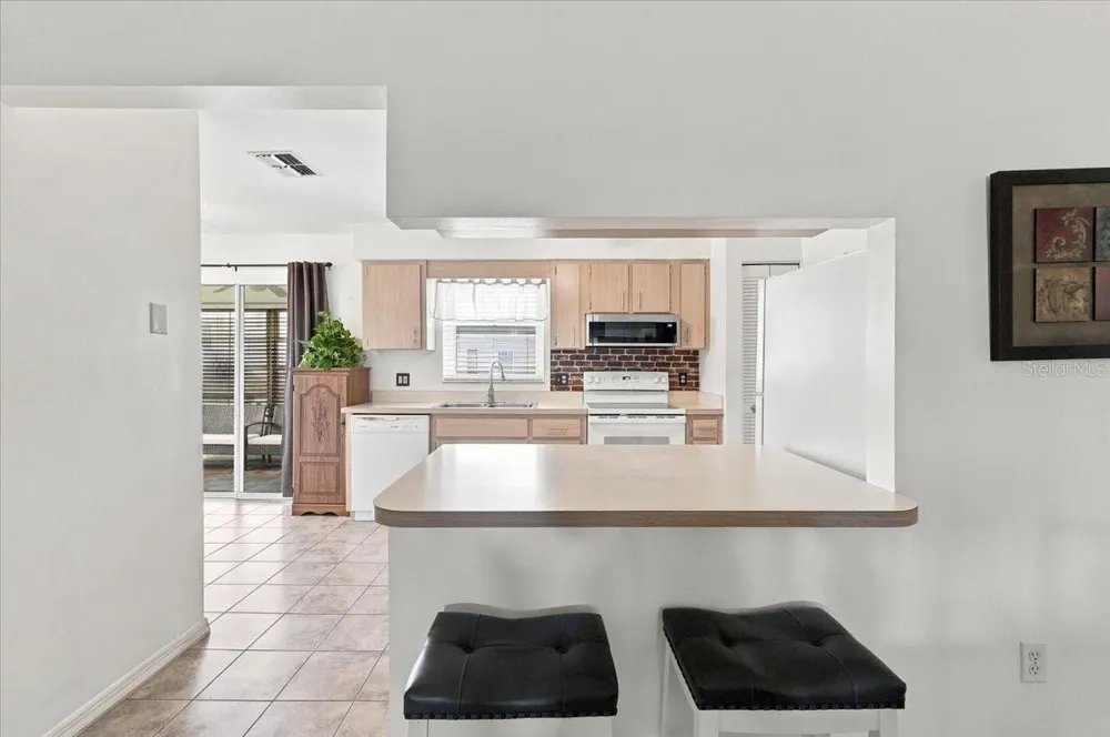 1837 PRAIRIE DUNES CIRCLE S Lakeland, FL 33810