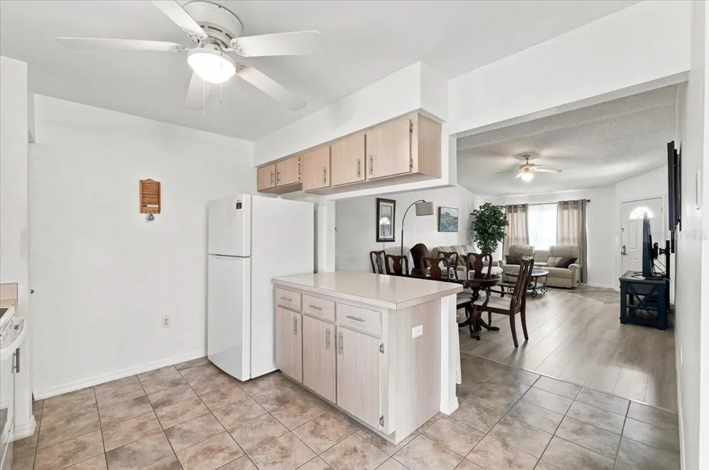 1837 PRAIRIE DUNES CIRCLE S Lakeland, FL 33810