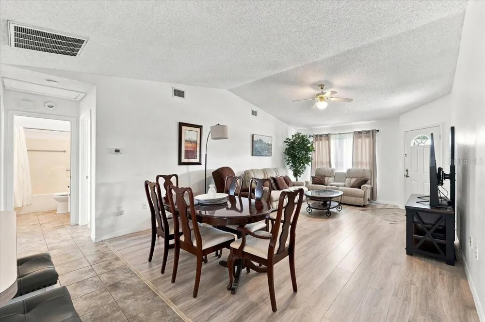 1837 PRAIRIE DUNES CIRCLE S Lakeland, FL 33810