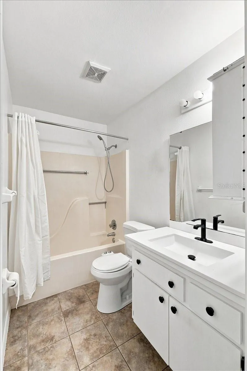 1837 PRAIRIE DUNES CIRCLE S Lakeland, FL 33810